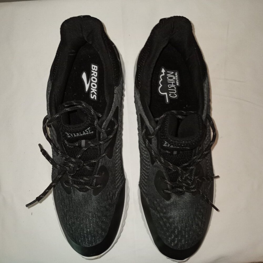 EVERLAST MENS SNEAKERS RUNNING SIZE 13 BLACK WHITE